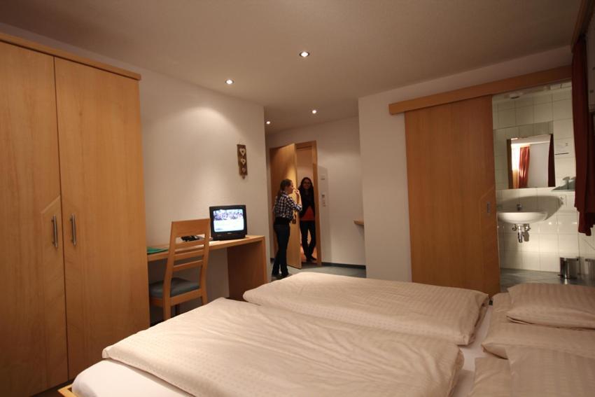 Dr'Berghof Villa Damuels Room photo