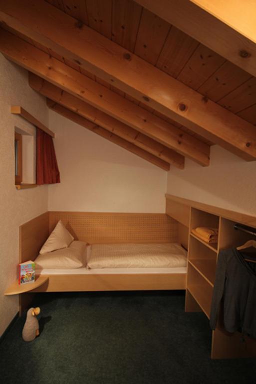 Dr'Berghof Villa Damuels Room photo