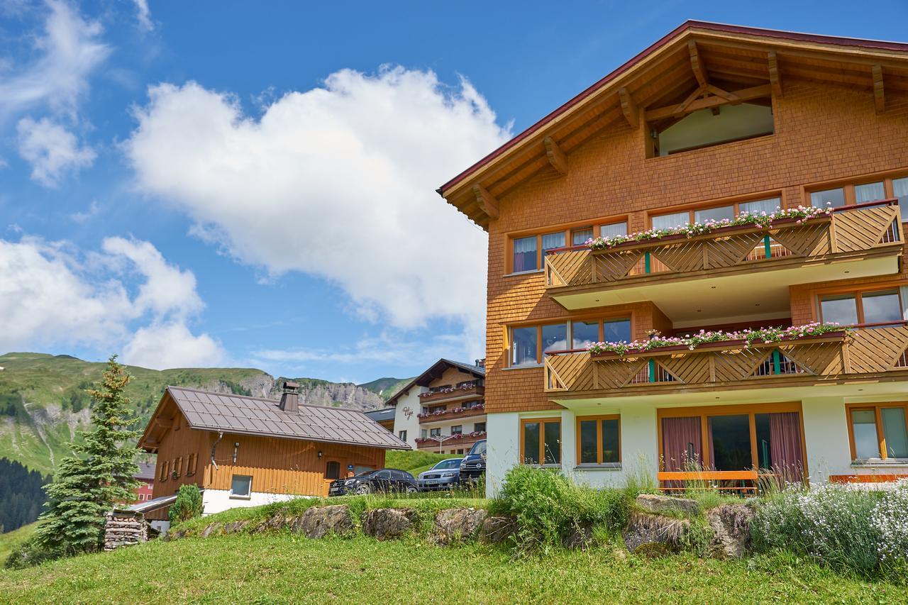 Dr'Berghof Villa Damuels Exterior photo